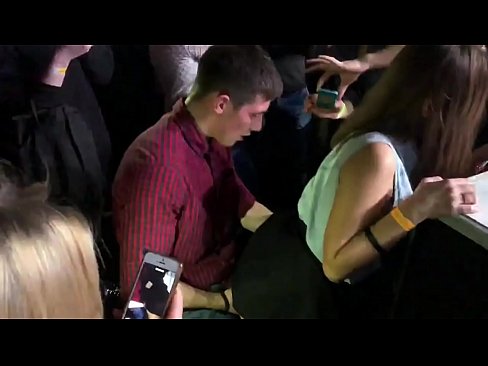 ❤️ ការរួមភេទពិតប្រាកដនៅក្នុងក្លឹបរាត្រីរុស្ស៊ី។ ក្មេងស្រីជនជាតិរុស្សីអាយុ១៨ឆ្នាំម្នាក់ត្រូវរន្ធគូថ និងទ្វាមាសរួមភេទក្នុងក្លឹបរាត្រី ❤️❌ Anal porn នៅសិច km.eviewporn.ru ﹏